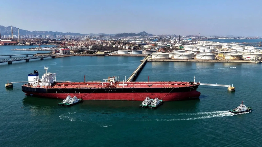 China's Energy Imports Plunge to Four-Year Low Amid Iran War