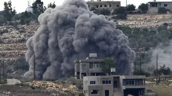 Israeli Airstrikes Target Areas in Southern Lebanon and Mount Lebanon, Including a Building Housing Displaced Persons