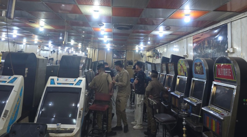 Security Forces Close Gambling Hall and Arrest Violators in Baghdad