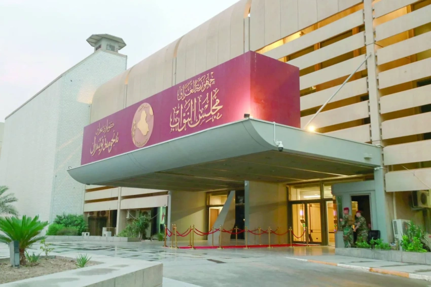 خبير اقتصادي يكشف بالأرقام حجم الإنفاق المالي لمجلس النواب وهيئاته ويطالب بالشفافية