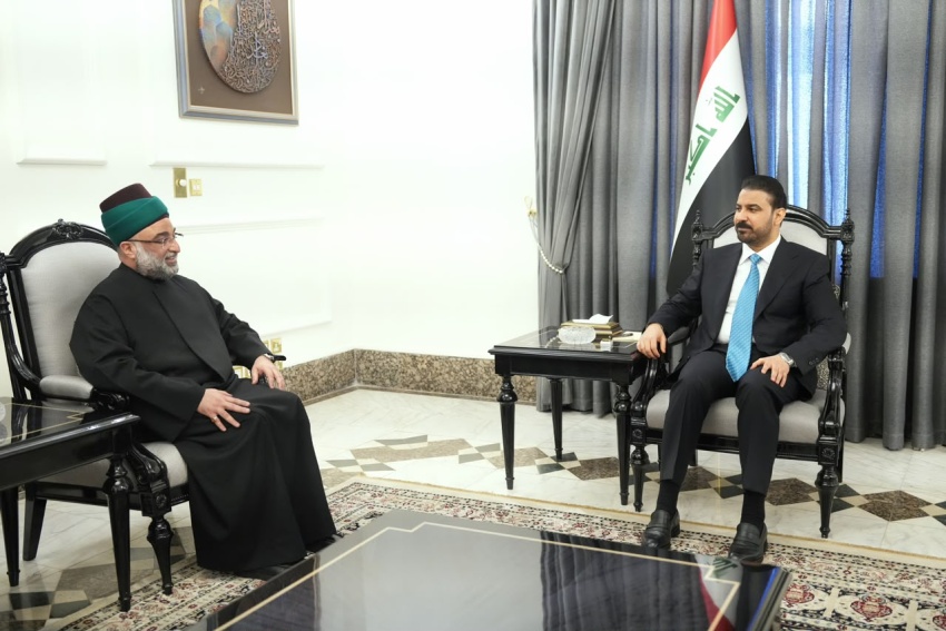 رئيس مجلس الوزراء يؤكد التزام الحكومة بتقديم الدعم الشامل للعتبات الدينية