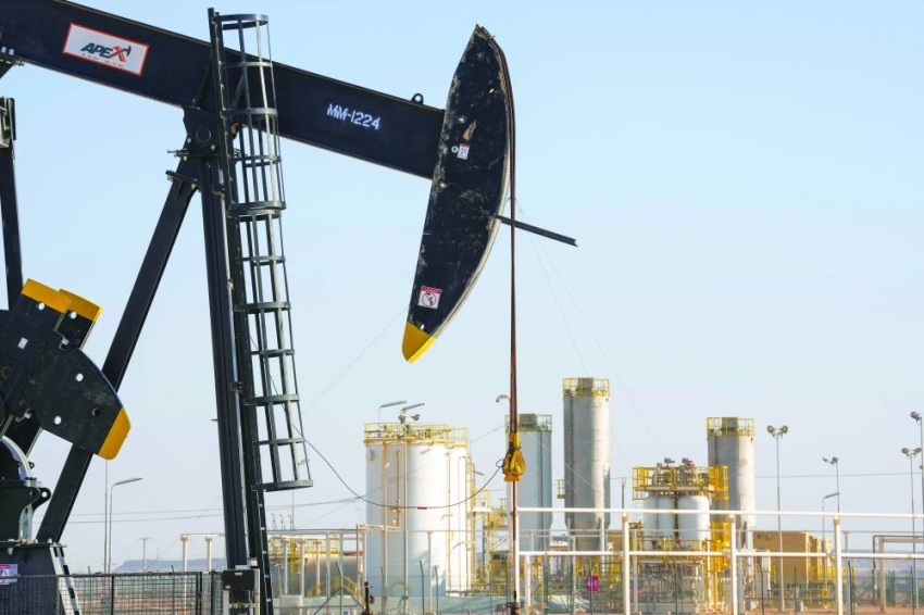 Global Oil Prices Decline Amid Stabilizing Supplies and Easing Maritime Tensions - تراجع أسعار النفط العالمية وسط استقرار الإمدادات وتخفيف التوترات الملاحية تراجع أسعار النفط العالمية وسط استقرار الإمدادات وتخفيف التوترات الملاحية تراجع أسعار النفط العالمية وسط استقرار الإمدادات وتخفيف التوترات الملاحية تراجع أسعار النفط العالمية وسط استقرار الإمدادات وتخفيف التوترات الملاحية Global Oil Prices Decline Amid Stabilizing Supplies and Easing Maritime Tensions Global Oil Prices Decline Amid Stabilizing Supplies and Easing Maritime Tensions