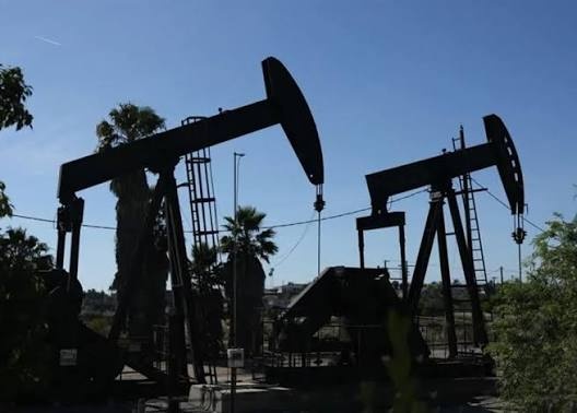 Oil Prices Hit Peak Levels Amid Escalating Geopolitical Tensions in the Region - أسعار النفط تسجل أعلى مستوياتها إثر تصاعد التوترات الجيوسياسية في المنطقة أسعار النفط تسجل أعلى مستوياتها إثر تصاعد التوترات الجيوسياسية في المنطقة أسعار النفط تسجل أعلى مستوياتها إثر تصاعد التوترات الجيوسياسية في المنطقة أسعار النفط تسجل أعلى مستوياتها إثر تصاعد التوترات الجيوسياسية في المنطقة Oil Prices Hit Peak Levels Amid Escalating Geopolitical Tensions in the Region Oil Prices Hit Peak Levels Amid Escalating Geopolitical Tensions in the Region