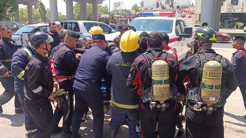 إنقاذ عشرات المحاصرين وإخماد حريق اندلع في مبنى تجاري وسط بغداد - إنقاذ عشرات المحاصرين وإخماد حريق اندلع في مبنى تجاري وسط بغداد - إنقاذ عشرات المحاصرين وإخماد حريق اندلع في مبنى تجاري وسط بغداد - إنقاذ عشرات المحاصرين وإخماد حريق اندلع في مبنى تجاري وسط بغداد - إنقاذ عشرات المحاصرين وإخماد حريق اندلع في مبنى تجاري وسط بغداد - Civil Defense Rescues Dozens of Trapped Individuals and Extinguishes Fire in Central Baghdad Commercial Building - Civil Defense Rescues Dozens of Trapped Individuals and Extinguishes Fire in Central Baghdad Commercial Building
