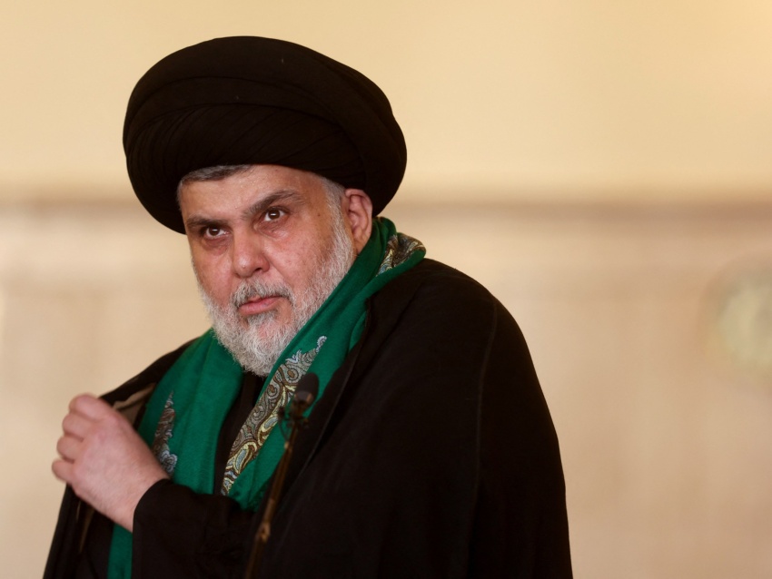 الصدر يعلن حل لواء اليوم الموعود وتحويل جيش المهدي إلى مؤسسة جديدة - مقتدى الصدر جيش المهدي لواء اليوم الموعود التيار الصدري Muqtada al-Sadr Mahdi Army