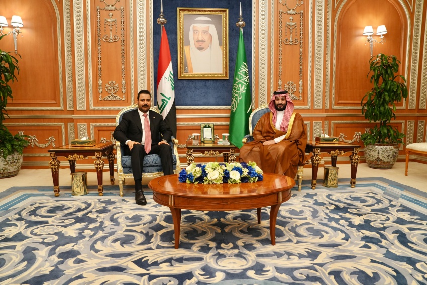 Prime Minister Meets Saudi Crown Prince in Riyadh to Discuss Regional Stability - رئيس الوزراء السعودية الرياض العلاقات الثنائية Prime Minister Saudi Arabia