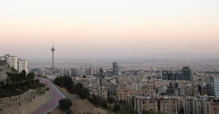 Qatari Diplomatic Efforts Renewed to Mediate Between Washington and Tehran Amid Escalation Options
